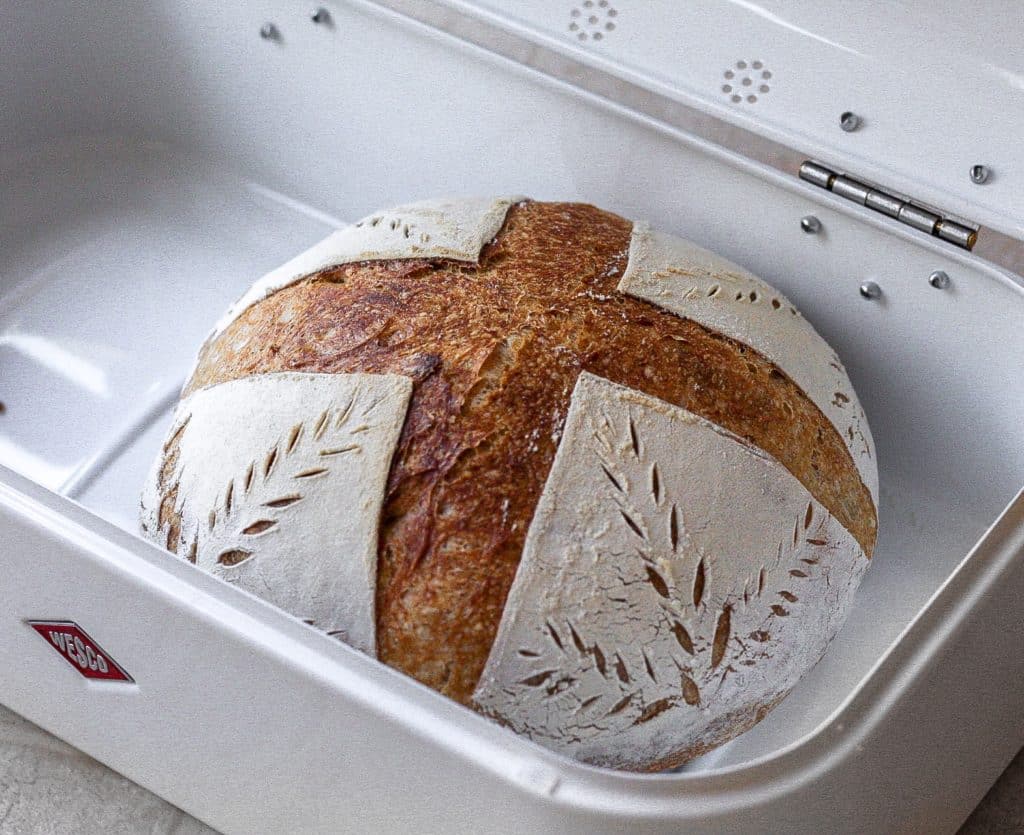 Storing bread in Wesco Bread Box