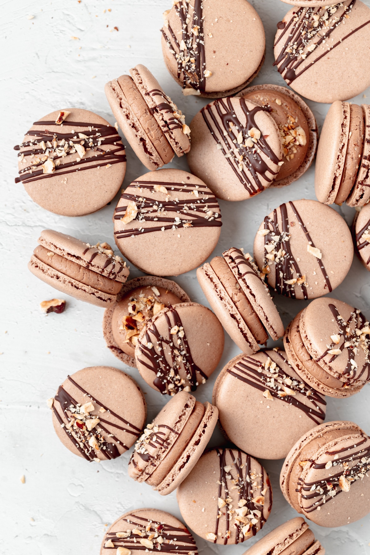 chocolate hazelnut macarons with nutella buttercream