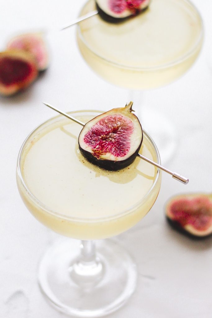 sparkling fig cocktail with champagne 