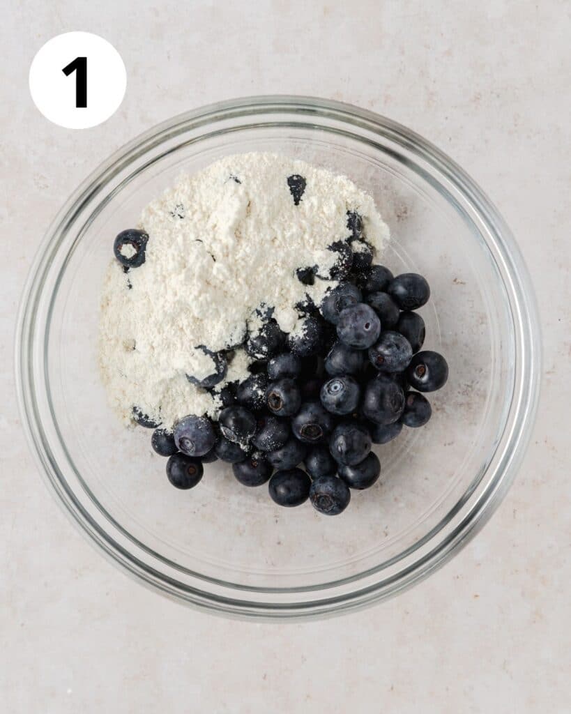 blueberries tossed in dry ingredients 