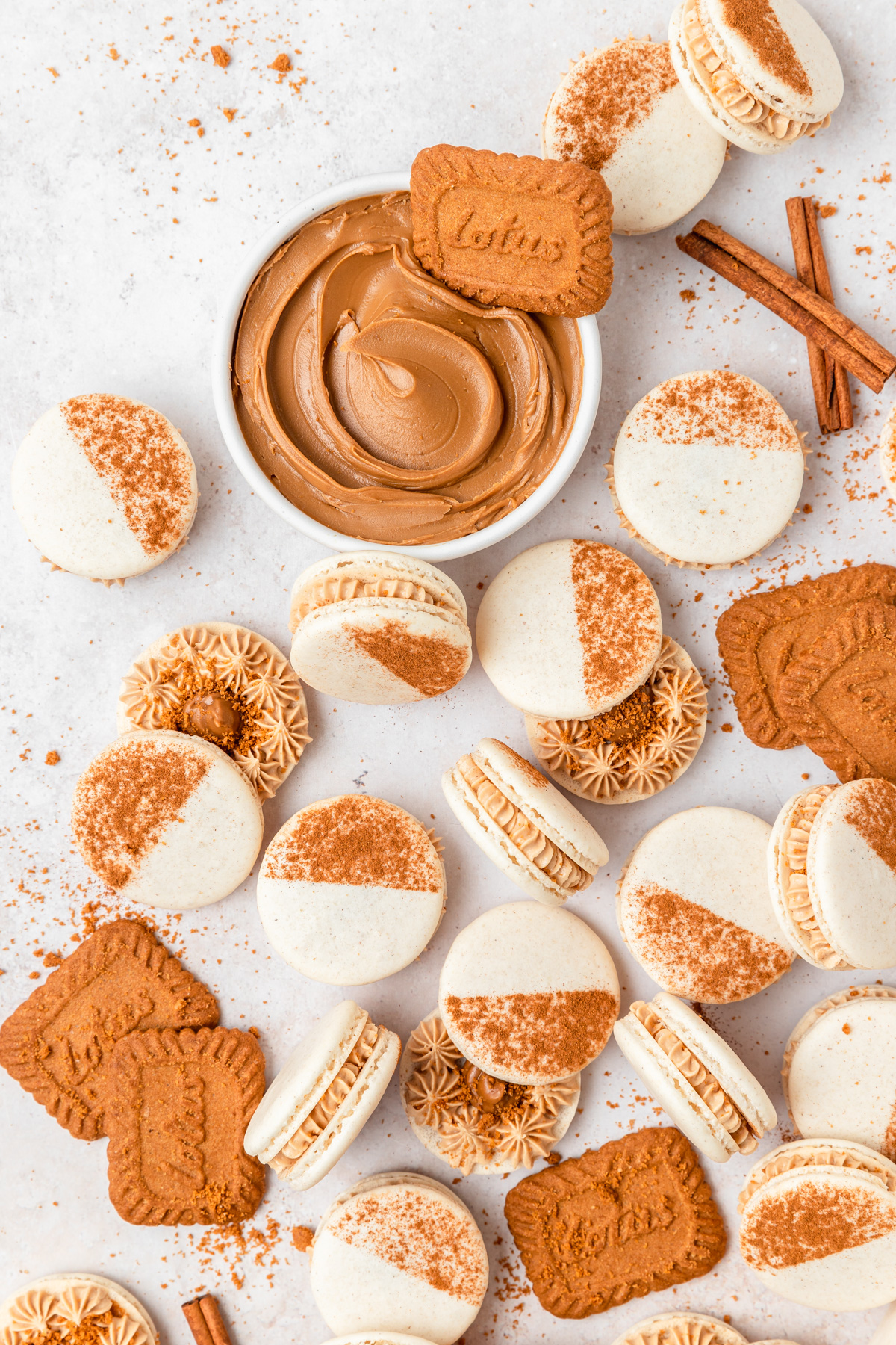 biscoff cookie butter macarons with cinnamon on top.