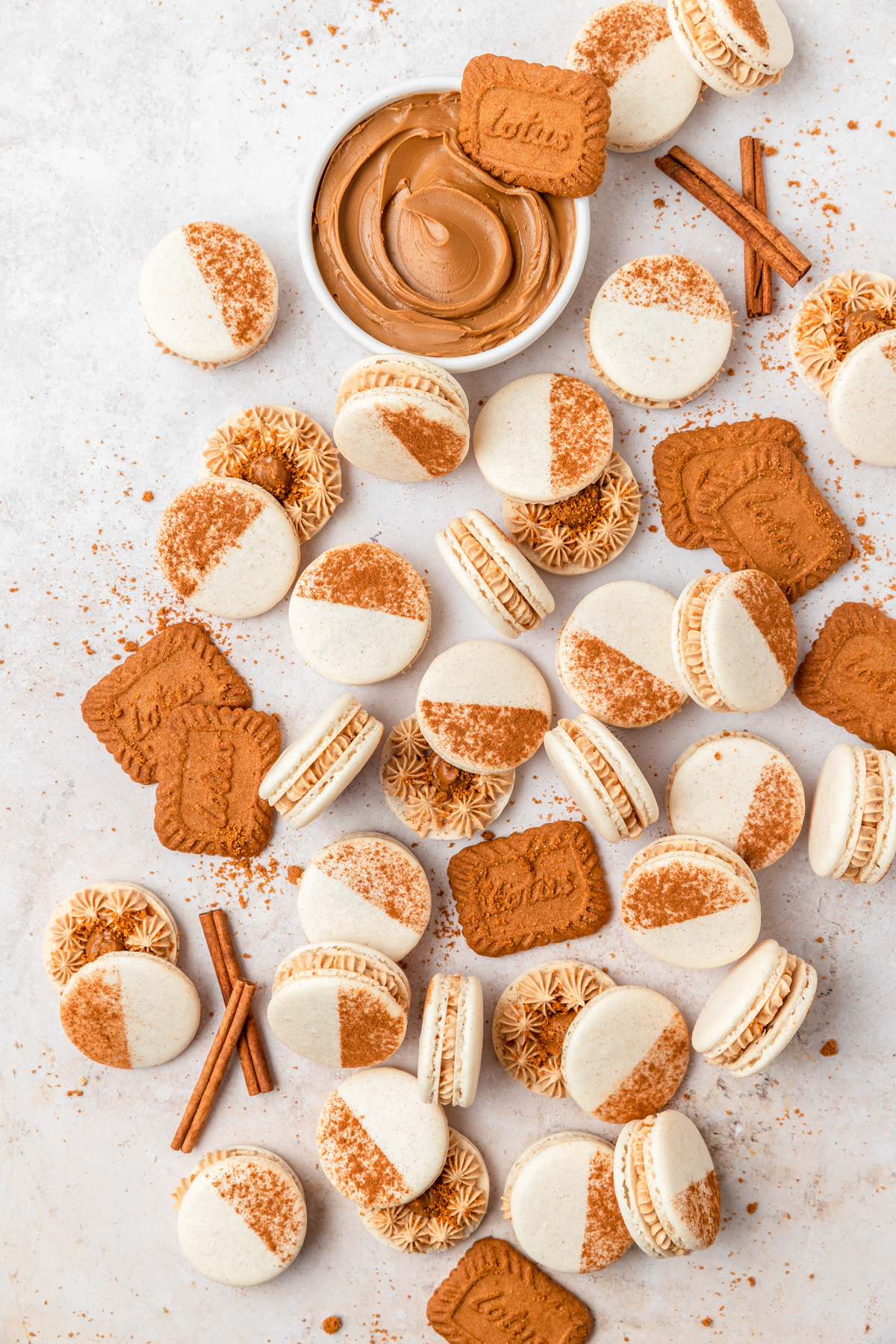 biscoff cookie butter macarons with dusting of cinnamon.