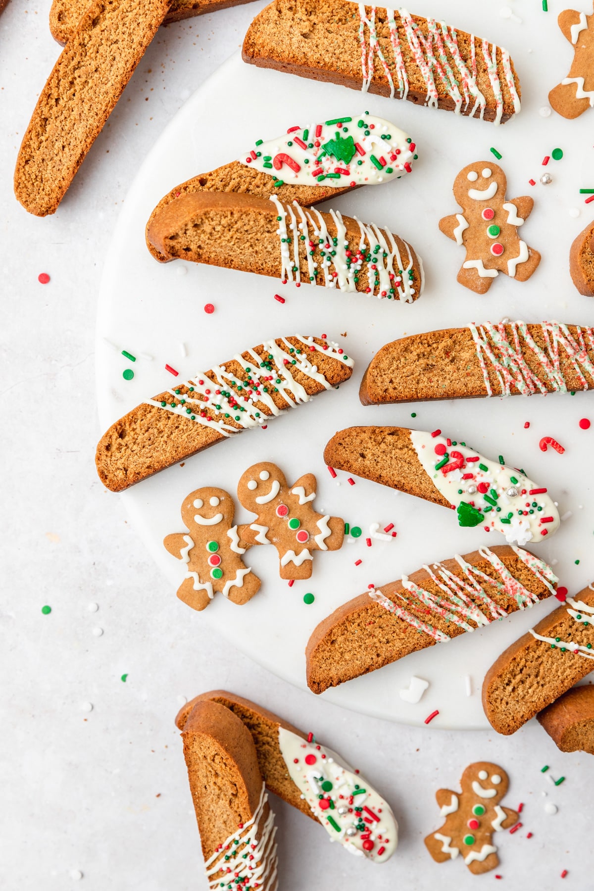 gingerbread biscotti for christmas.