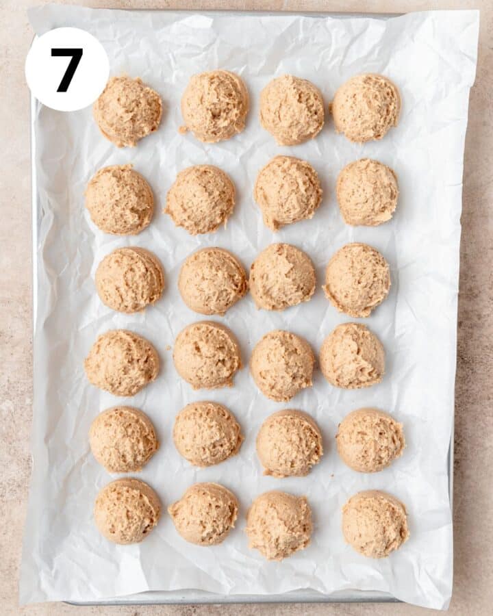 apple butter cookie dough rolled into balls.