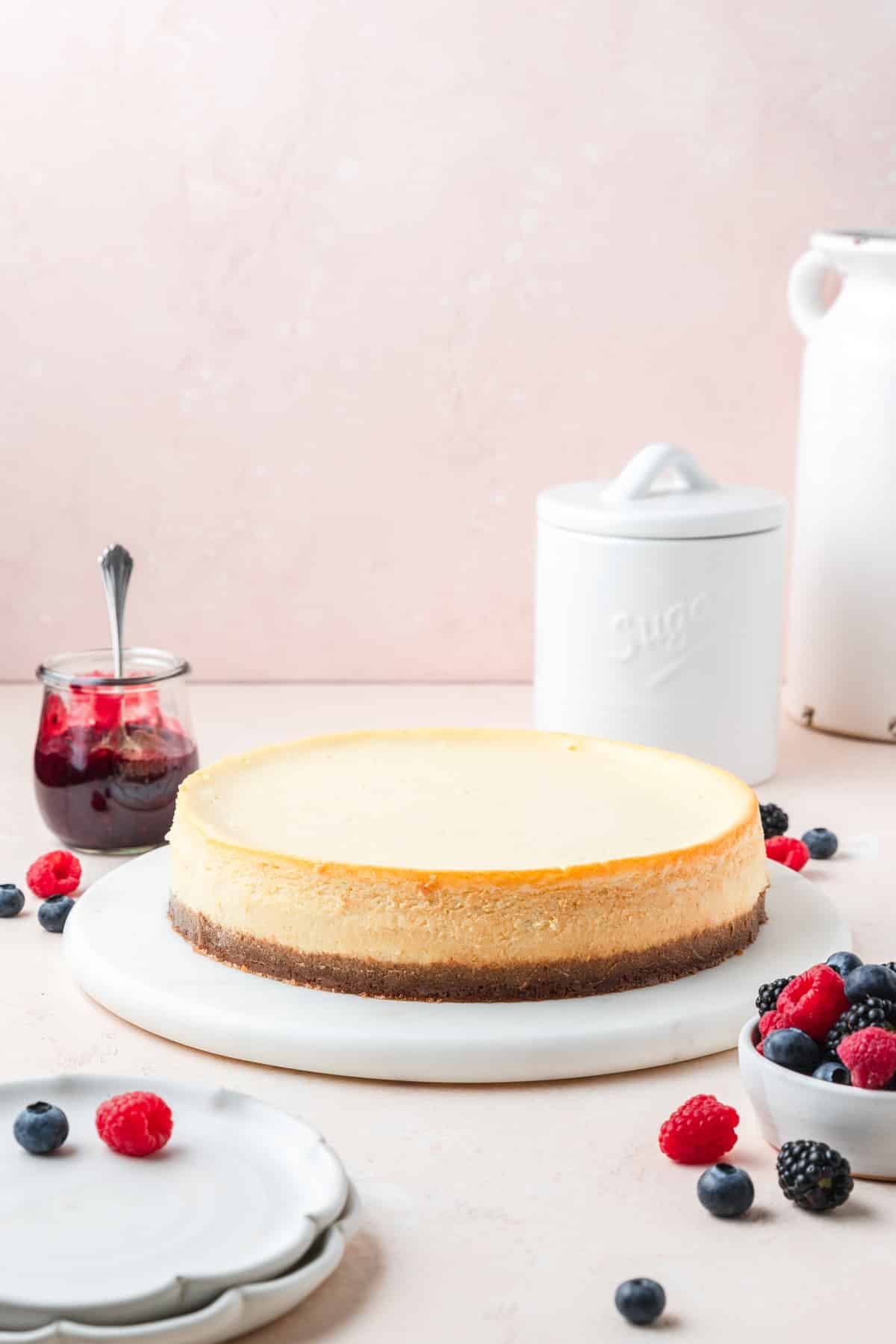 mascarpone cheesecake after baking.